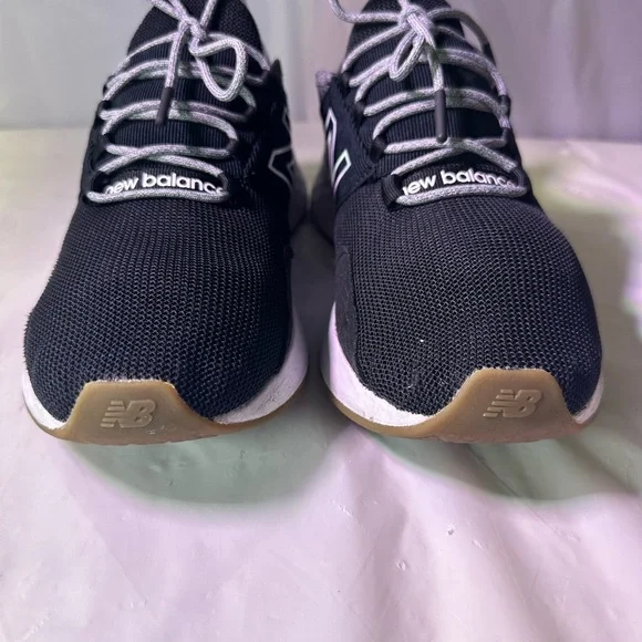 New Balance Black and Gray Athletic Shoes - Picture 6 of 11